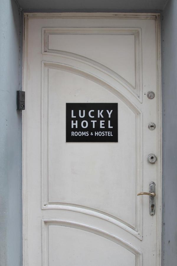 Lucky Hotel Tbilisi Buitenkant foto